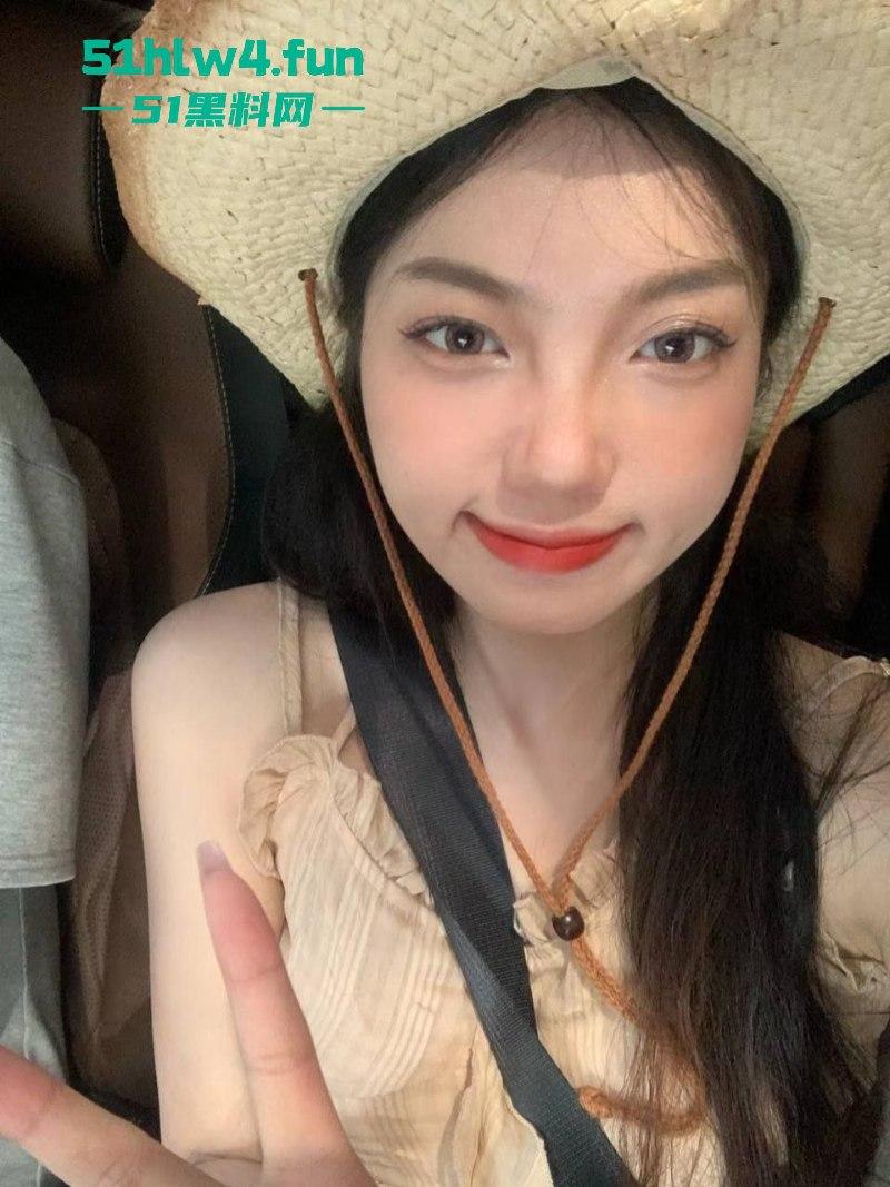 杭州大学班花【梁洛奇】酒后失身，被同学带到酒店扒奶脱裤无情暴操，视频传遍朋友圈。