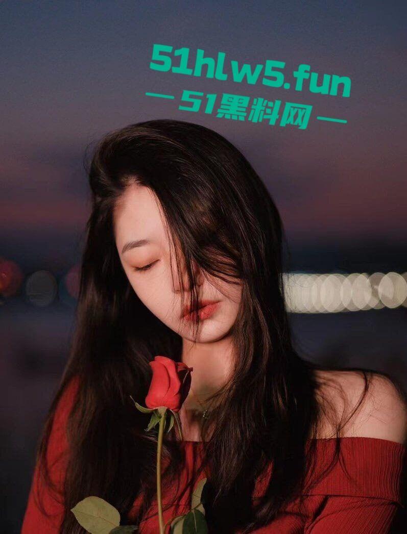 广州工商学院【谭梓柔】与男友性爱视频流出，花式玩弄性感尤物后入骑乘浪叫不止。