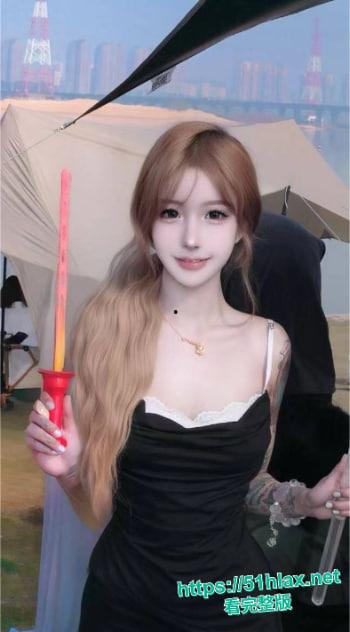 狠活!酒店叫了个极品鸡,被我操到翻白眼求饶,全身抖成筛子还想跑!