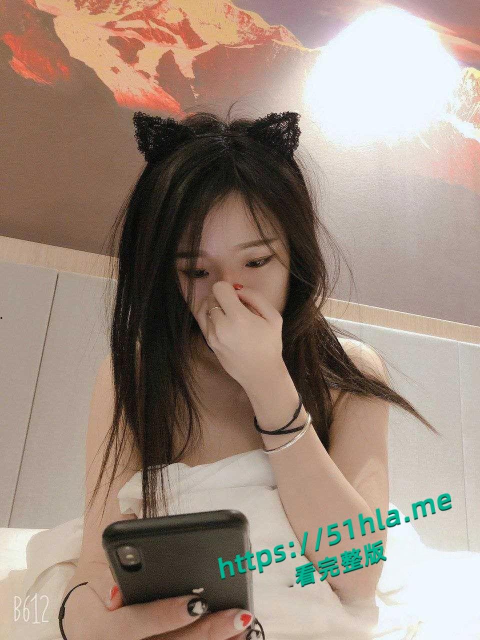 SM圈资深玩家新手极品小母狗,初次调教乖乖女跪舔脚趾,贴心伺候M属性拉满!