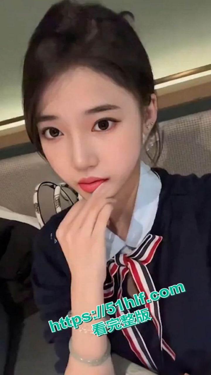 高颜值教师【牛奶可可】约炮视频流出,校内纯洁老师校外淫荡母狗,遭炮友无套爆操表情淫靡淫水四溅!