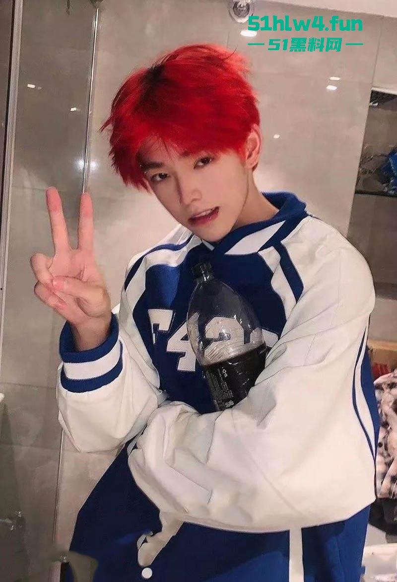 抖音纯欲天花板1800万网红【井川里予】现在已改名【痱子哭哭】不雅视频事件!纯欲天花板沦为擦边天花板 。