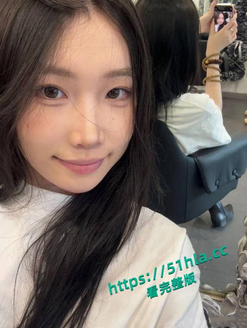 真实调教,极品大学生眼镜反差婊,肤白貌美身材火辣全程露脸,被主人调教的服服帖帖!