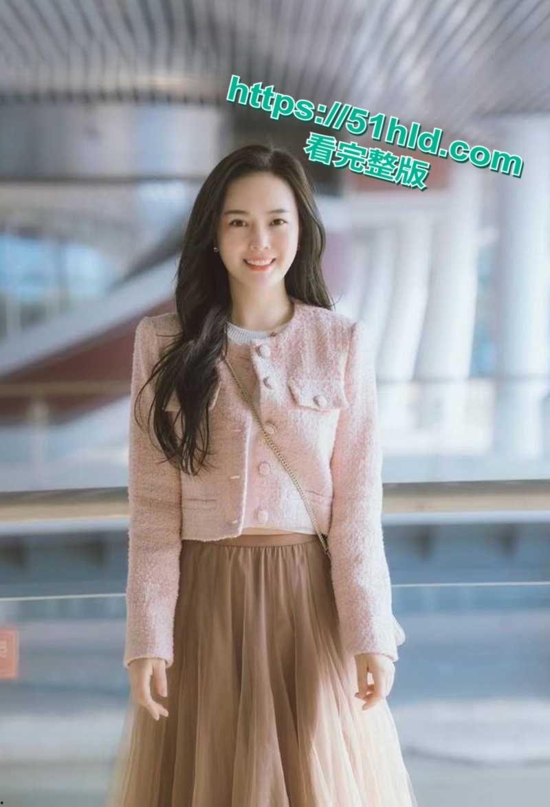 商界女神【徐晓佳】不雅视频流出，富豪裸聊玩自慰全程露脸，裸浴掰穴妥妥的商界海后！