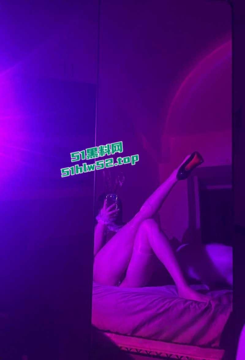 快手巨乳网红【沈欣妍】不雅视频合集流出,带肛塞自慰双洞齐开,淫骚裸舞被金主无套后入!