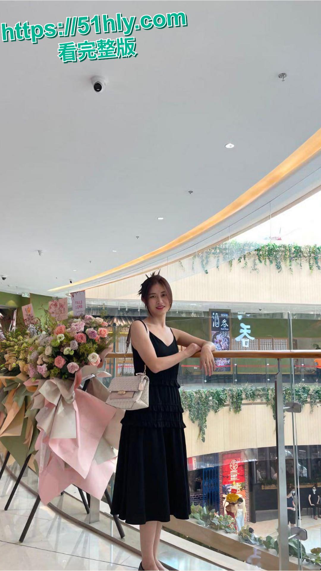 杭州浙商银行反差婊周雪瑶偷情视频曝光!