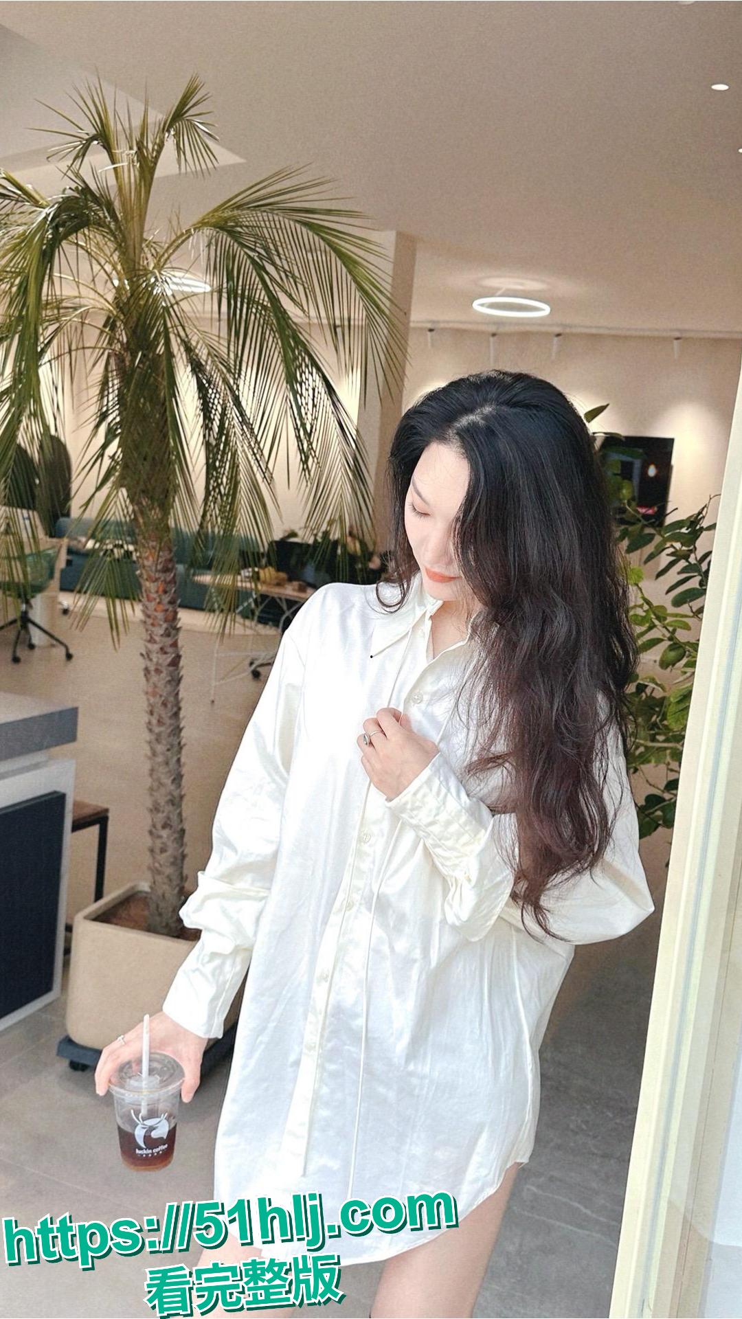 电影《正义回廊》妃妃饰演者 孙禾颐 下海付费视频,脸逼同框道具自慰 表情诱惑娇喘诱人 淫骚姿态难以抵挡!