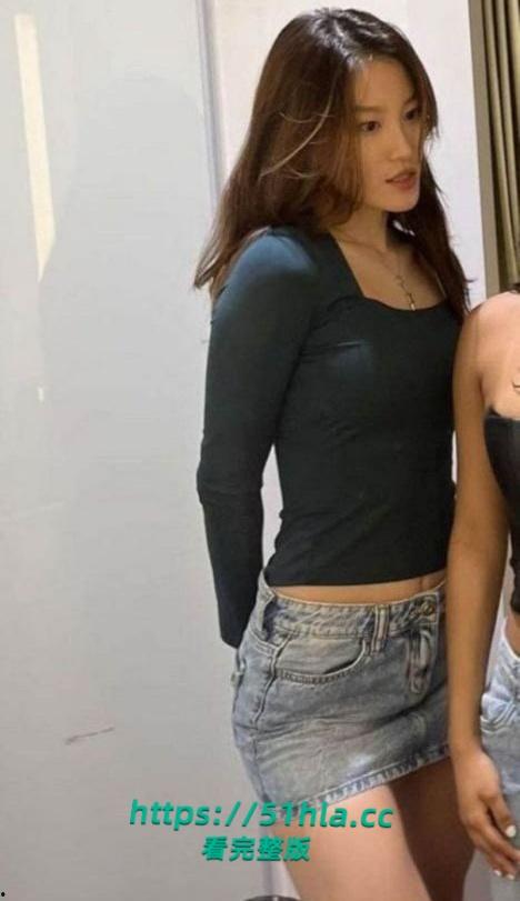 马来西亚大奶华裔【林心甜】与前男友露脸性爱视频曝光,深喉跪舔口水拉丝被爆操猛干白浆喷涌!