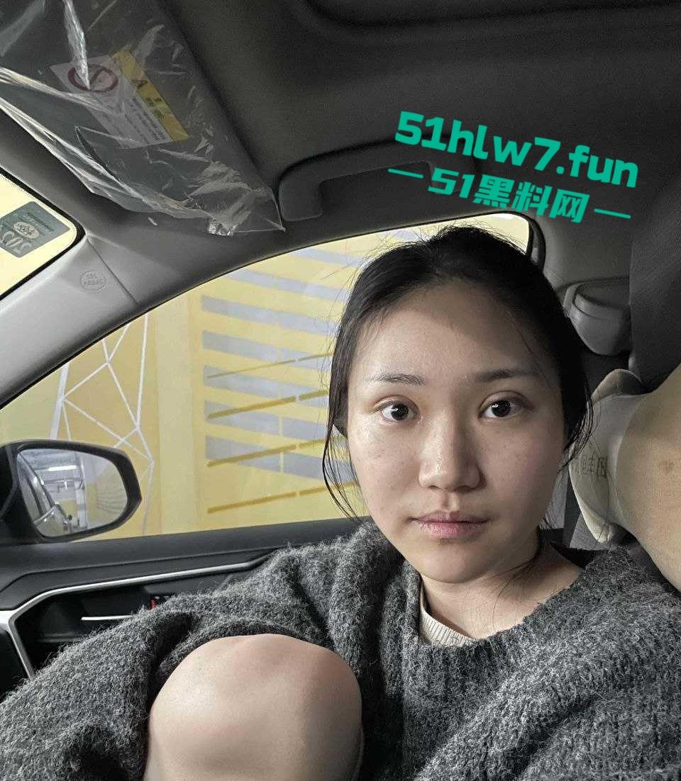 英国南安普顿研究生【邓梦婷】恋爱不是渣，出轨不是花绿了男友后还振振有词！