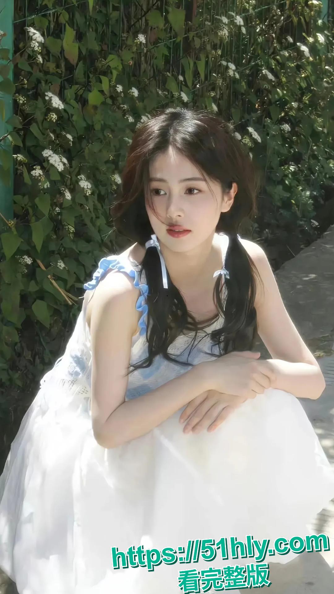 顶流明星白鹿从网红逆袭到深陷丑闻,不雅视频 + 资本潜规则,人设彻底崩塌?