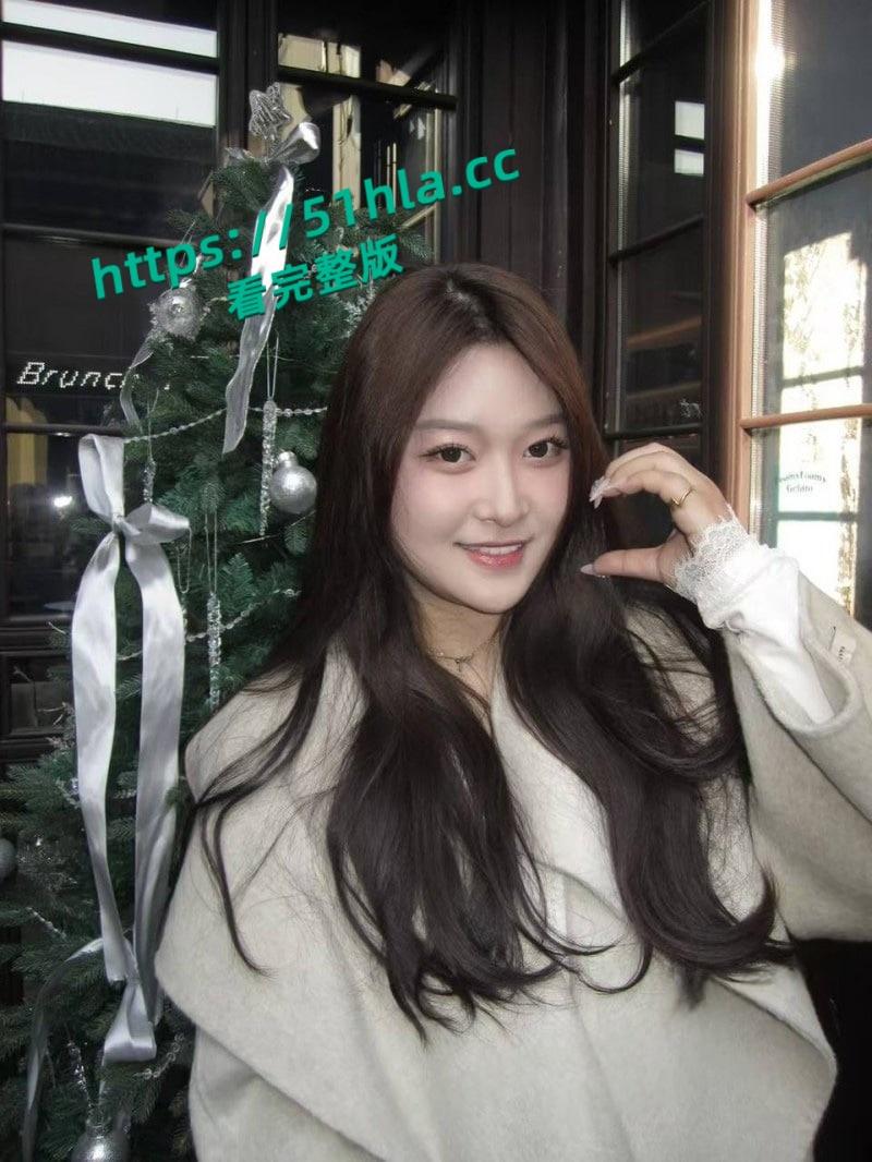 山东淄博21岁的带货主播【李容萍】因无力偿还贷款选择下海，金主包养惨遭金主开发肛穴流出！