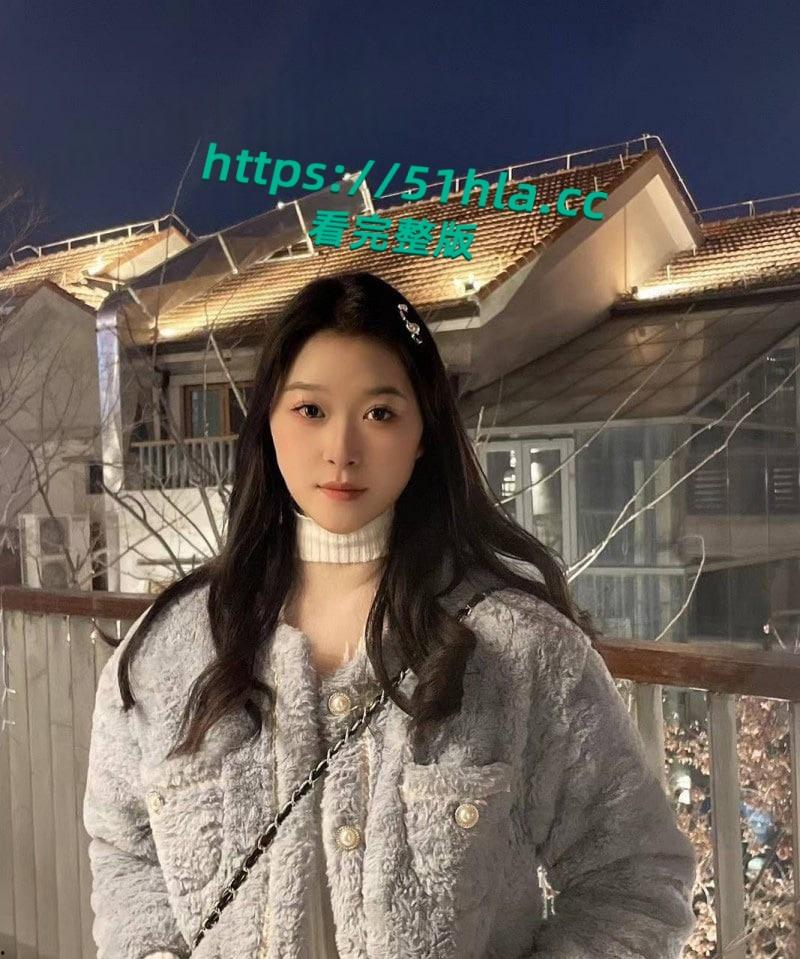 山东淄博21岁的带货主播【李容萍】因无力偿还贷款选择下海,金主包养惨遭金主开发肛穴流出!