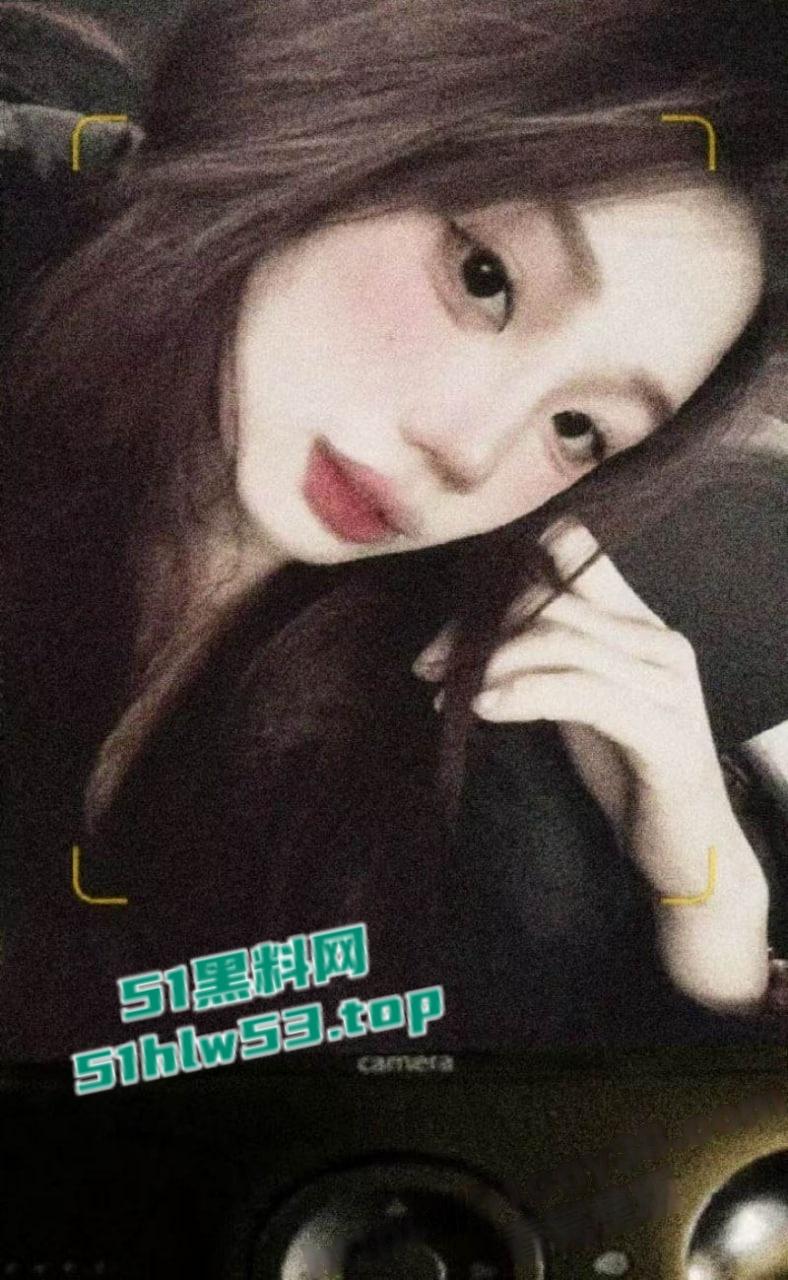 贵阳开阳抛夫弃子【颜珍艳】婚内出轨，离家数月多次感染淋病，深喉吞吐肉棒口技极其娴熟！