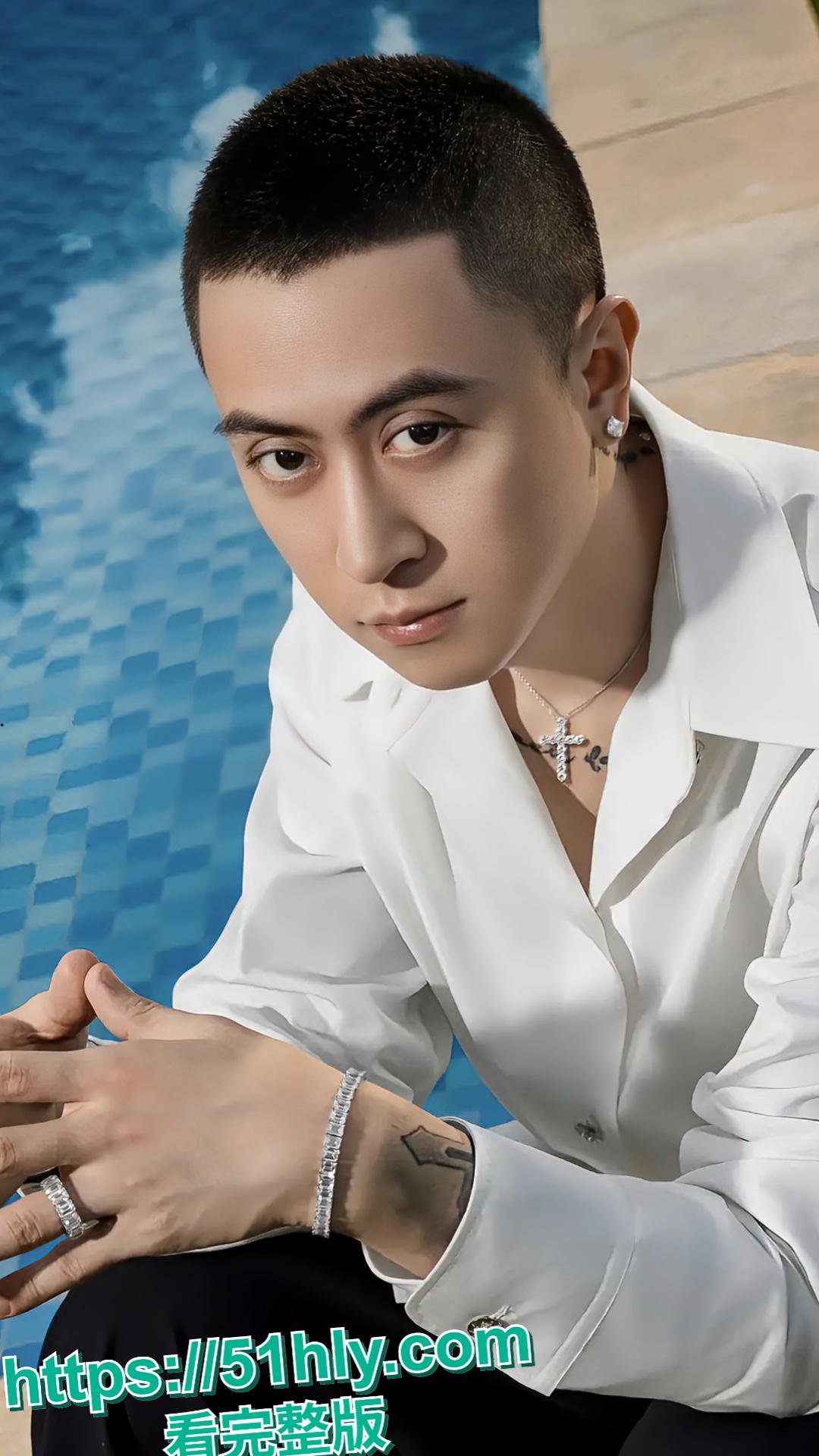 惊天大瓜!网红韦雪整容改命,设局秦奋索 9 亿分手费,如今遭前夫现任联手背刺