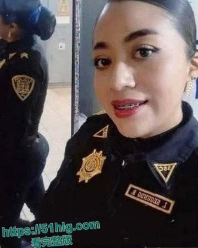 国外大瓜警察也疯狂！ 【墨西哥】女警【劳拉·塞贡】多与同事偷情视频全网疯传 厕所巡逻车到处留情 刺激不已