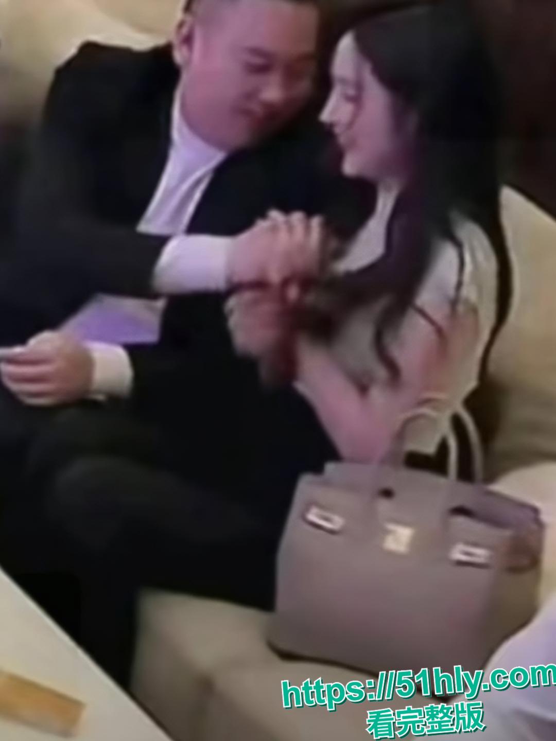 抖音 382 万粉九红婚内出轨,老婆 “绝世小姨” 发长文怒撕,恶行全曝光!