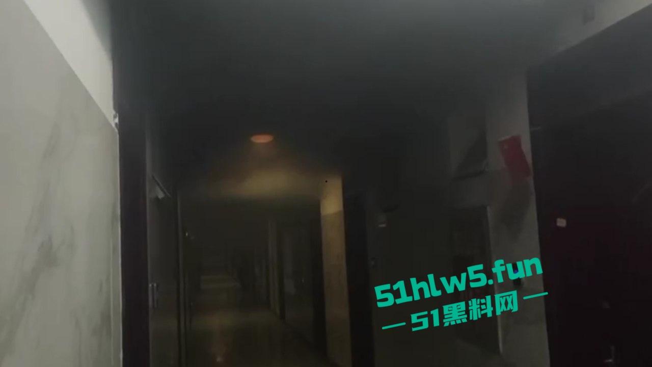 合肥工业大学,研二变态男网购硅胶女友宿舍发泄,怕被室友发现在厕所焚烧结果酿成火灾全校皆知。