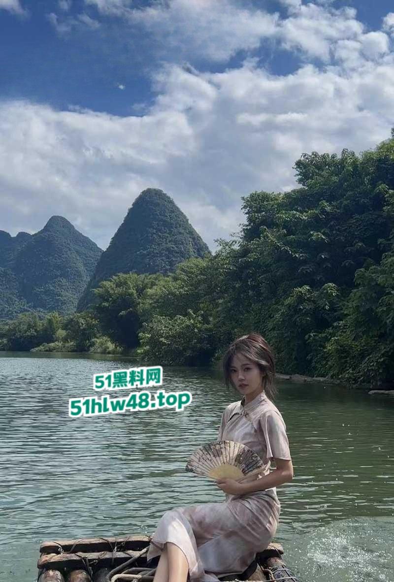 北京三里屯集美骚鸡，抖音快手女神【杨得意】和黑人约会被曝光证实，承认当外围女视频内操的淫叫连连。