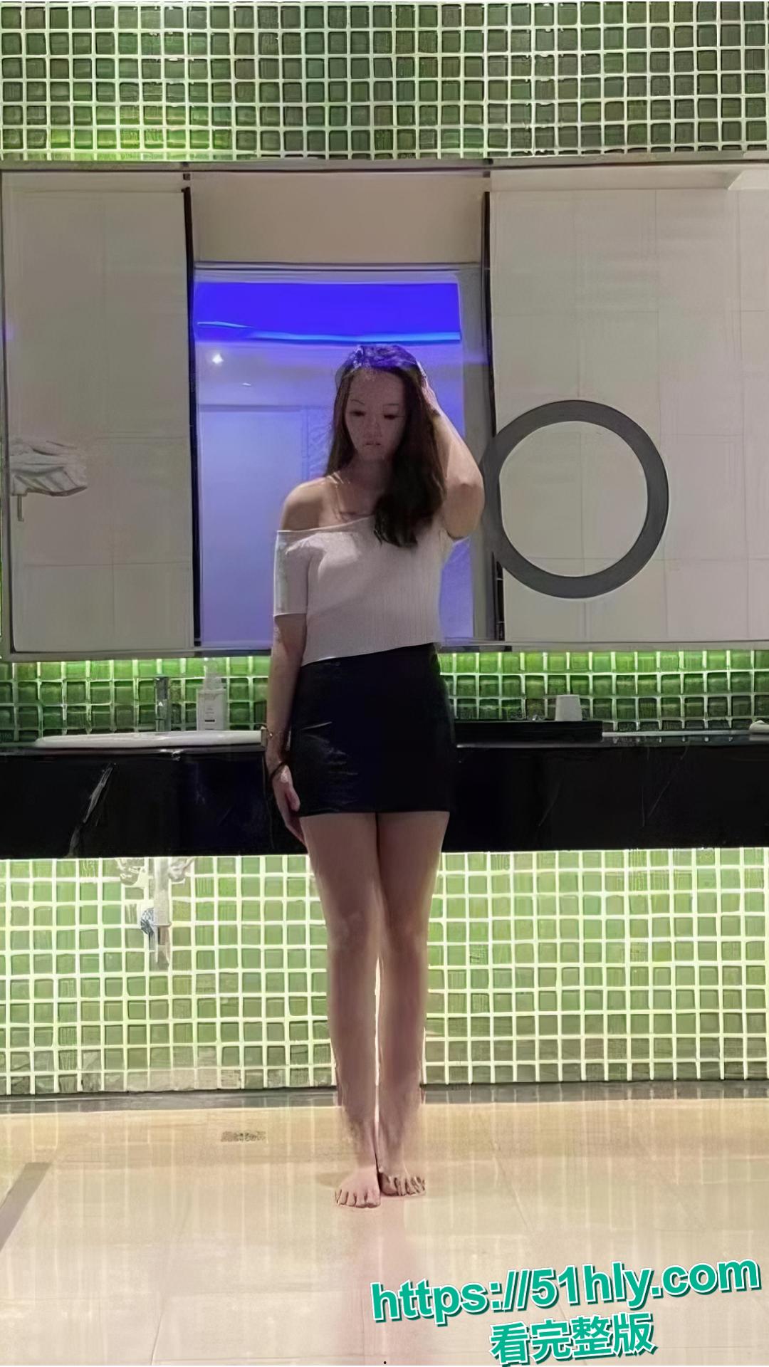 海南陵水县委副书记肖峰落马 遭实名举报婚内出轨 聊天记录曝光引公愤