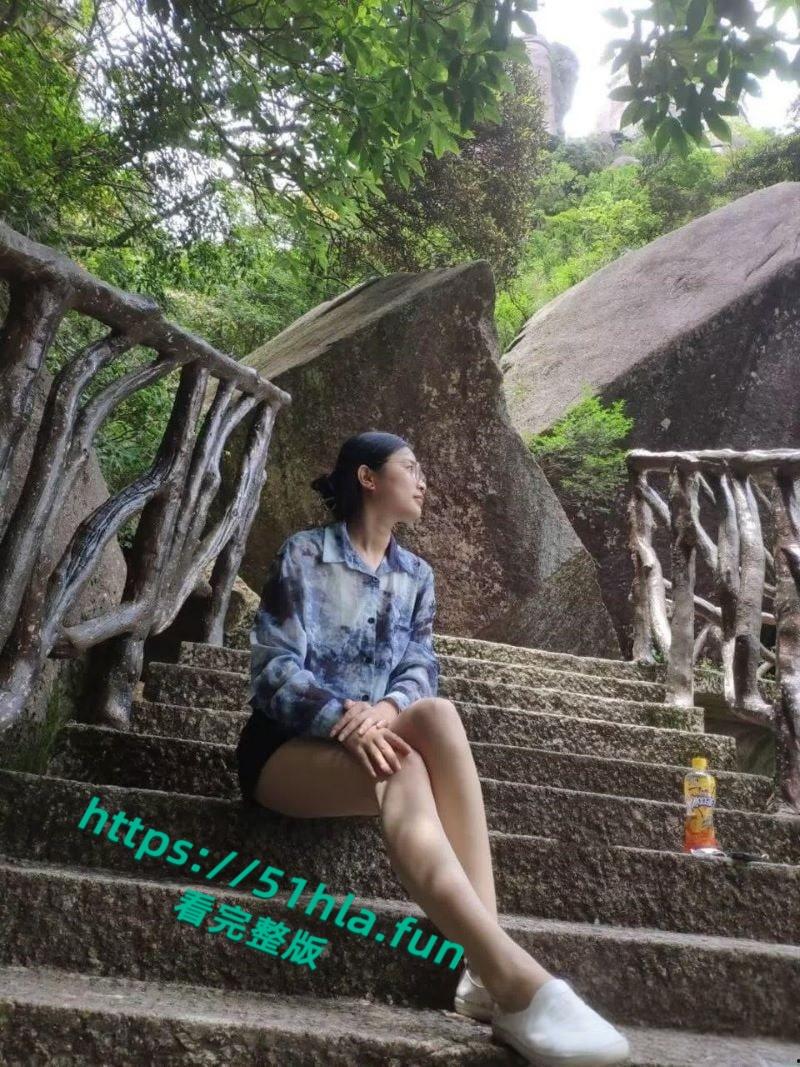 江西抚州英语教师【Jessica】不雅视频曝光,白嫩大奶被不停揉捏,肥臀嫩逼紧裹肉棒淫荡十足!