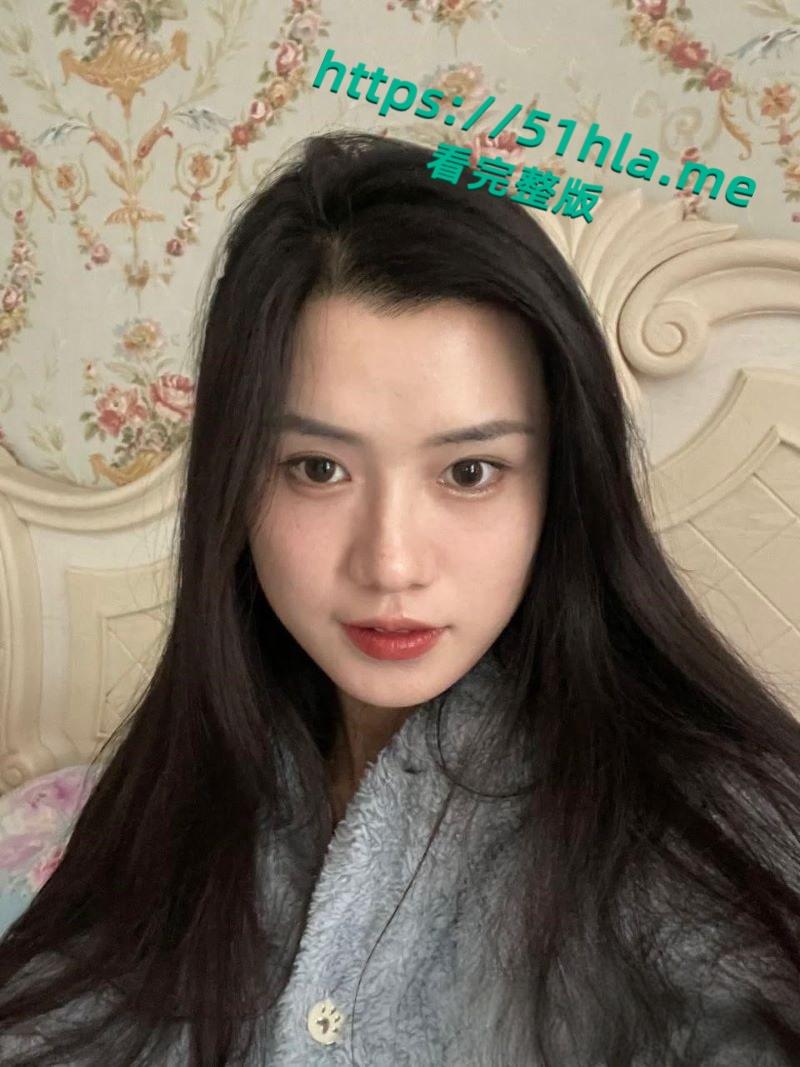 青岛已婚小少妇【林昕怡】酒店调教视频曝光，金主骑乘口爆扇臀玩穴调教淫靡不堪！