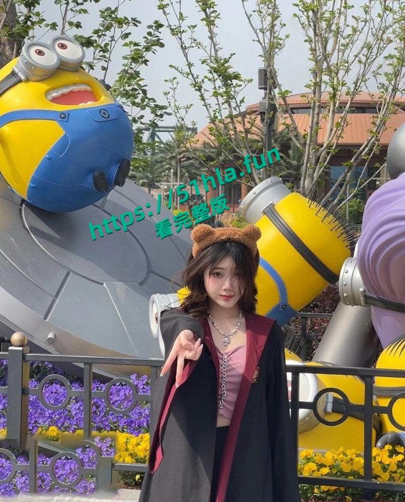 重庆纯欲女大学生性爱调教视频流出,穿戴狗链项圈吞吐肉棒,上位骑乘疯狂榨取金主精液!