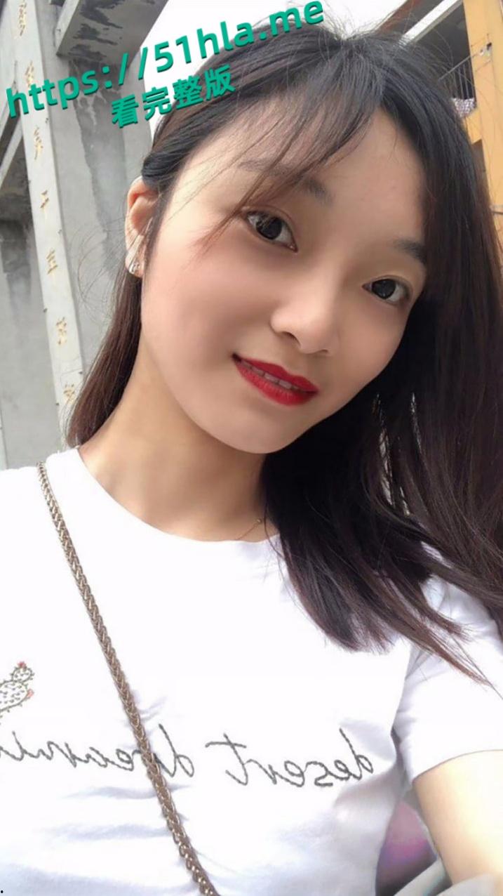 南京市中学英语老师【夏宁莹】性爱视频流出，超绝的口技让情人欲罢不能，极品美乳超级亮眼！