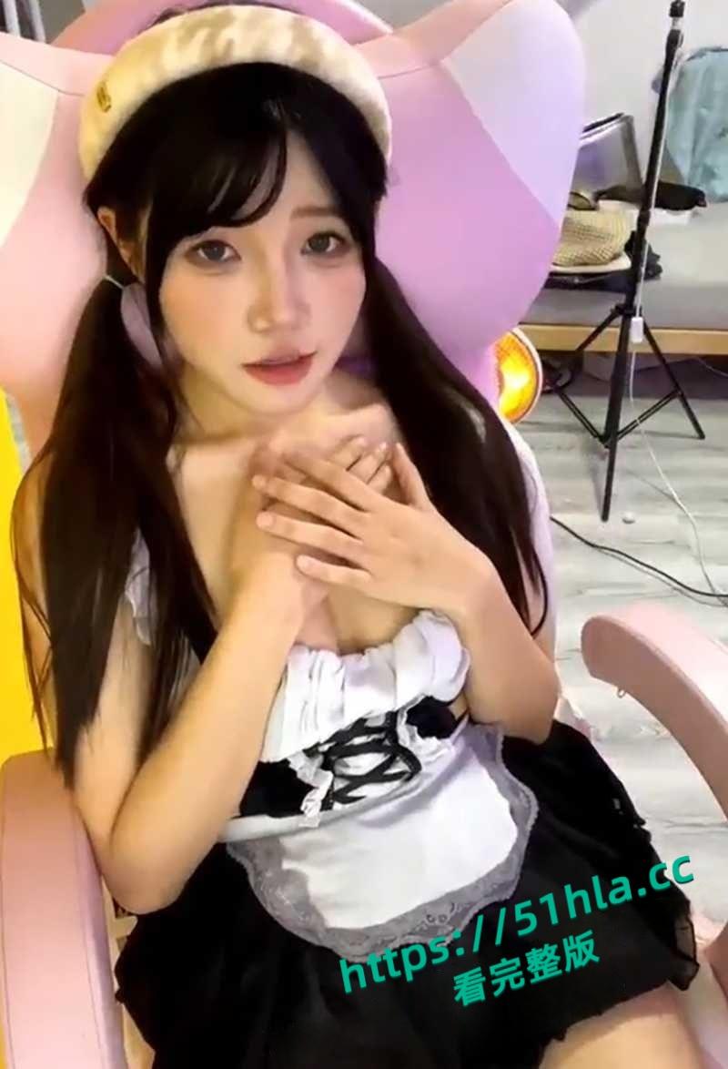 网友疯求,白嫩萝莉网黄【puppy】大尺度直播,夹着跳蛋淫骚裸舞,狗笼里抠穴自慰!