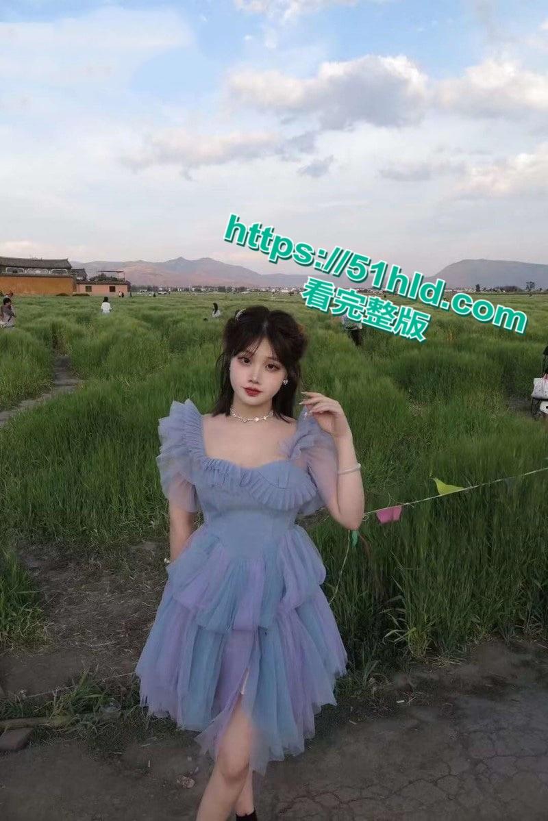 重庆纯欲校花【张颖】为圈钱沦为金主泄欲玩物，完美露脸深情口爆，闭眼享受反差感爆棚！