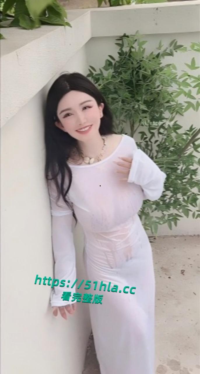 秀人网爆乳女神【潘娇娇】最新湿身福利，揉奶搓穴娇喘迷人，火辣身姿肥美阴唇尽收眼底！