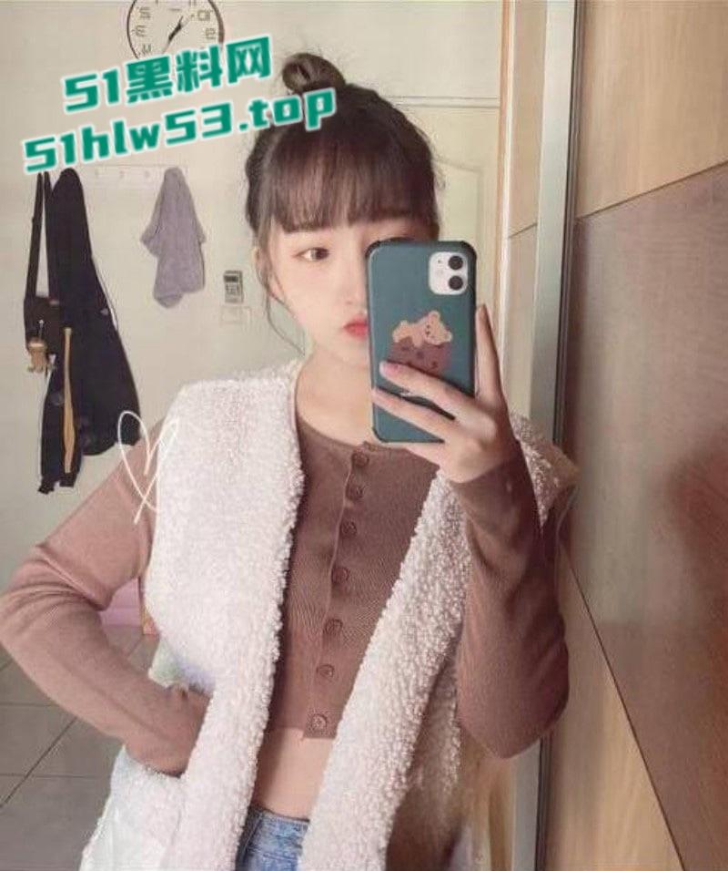 湖南郴州保险公司业务员【叶婉莹】冲业绩甘愿被客户潜规则，肥臀坐屌爽到呻吟不断！