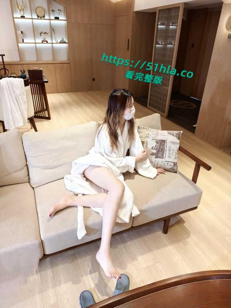 家有娇妻【12】娇妻的日常新作,故意让老婆喝多,然后强奸睡她旁边的好闺蜜!