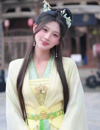 当红短剧女演员杨珊子与金主酒店做爱视频流出 高颜值好身材被金主爆操，女神变母狗 粉丝心碎一地