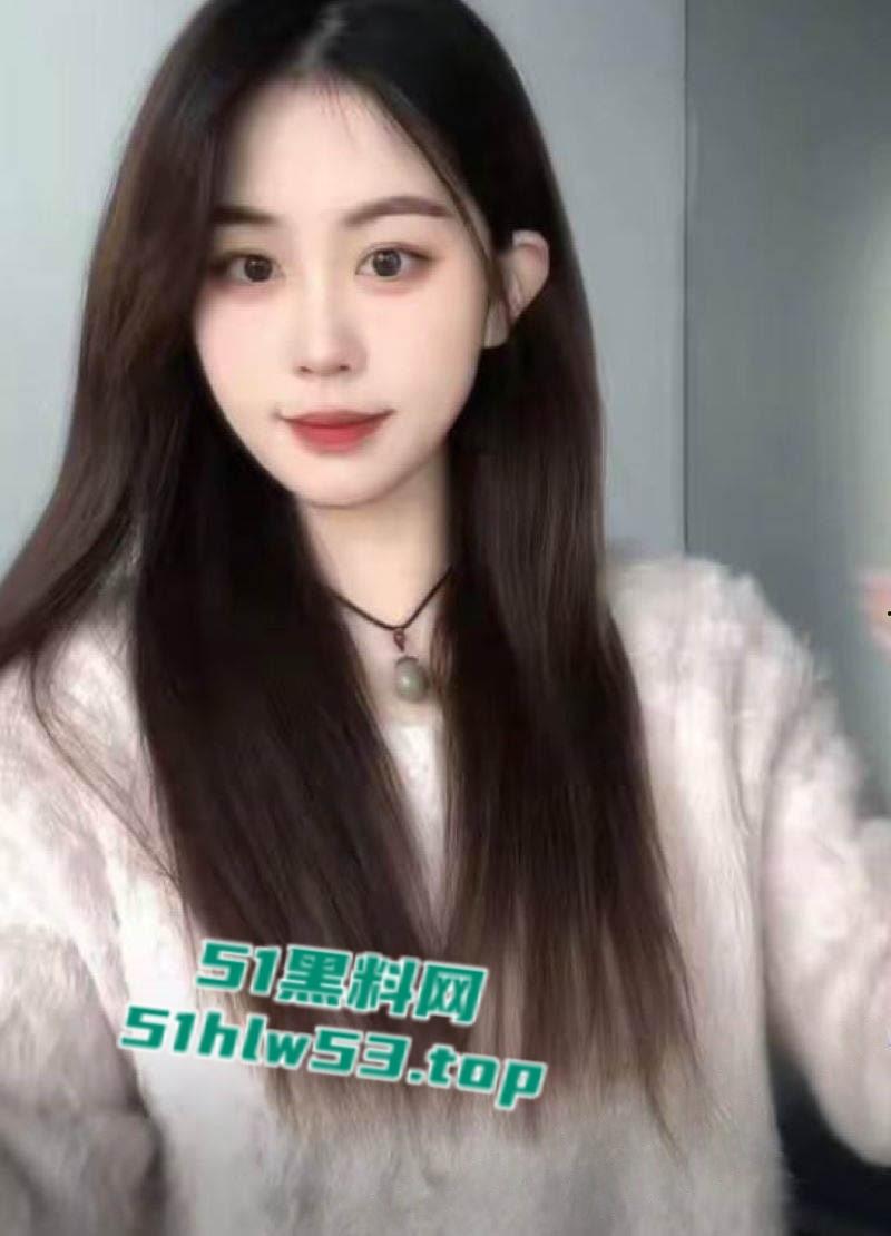 山西高平县抖音小主播【牛梓琪】性爱视频流出，手捧大屌蒙眼口交无套后入爆操淫叫不断！