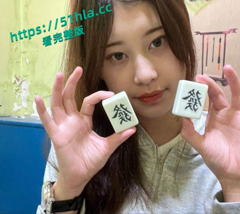 极品美女大学生性爱视频与生活照泄露,校花私下反差爆表,嫩穴高潮淫态炸裂!