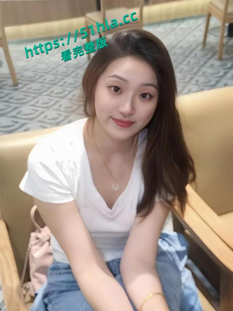 陕西西安美术学院【郑玉玲】为实现财富自由,誓要下海做网黄与男友苦练床技被曝光私拍!