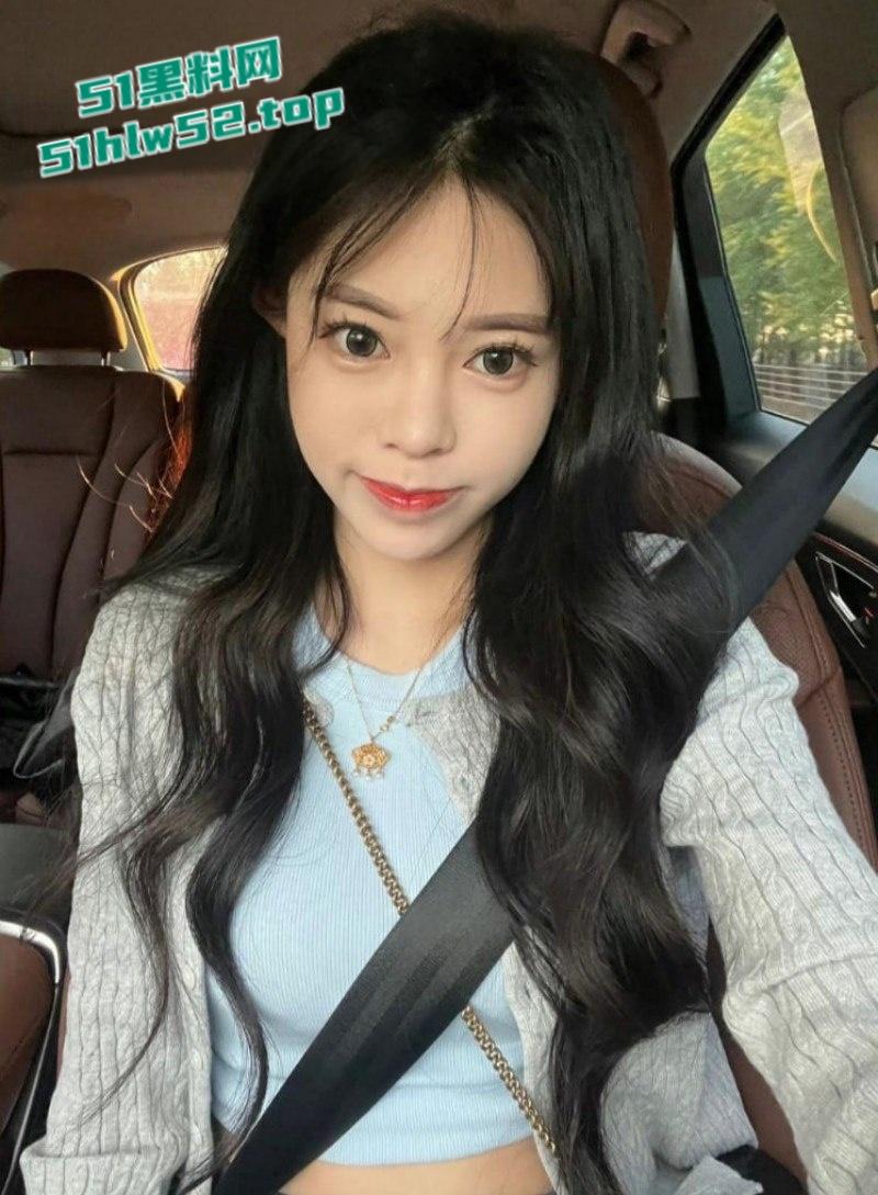 黑龙江哈尔滨口腔护士【孙梦涵】下海卖逼不惜花20万整容，摇身一变成凤凰后疯狂捞金敛财！