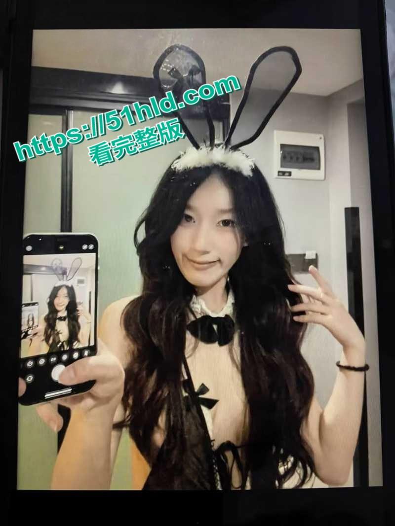 北漂小骚货【杨琪】为上位与老板激情缠绵，后入女上情趣装护士装视频惨遭泄露！