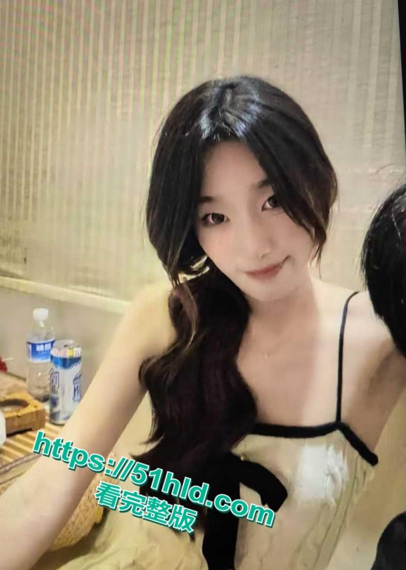 北漂小骚货【杨琪】为上位与老板激情缠绵,后入女上情趣装护士装视频惨遭泄露!