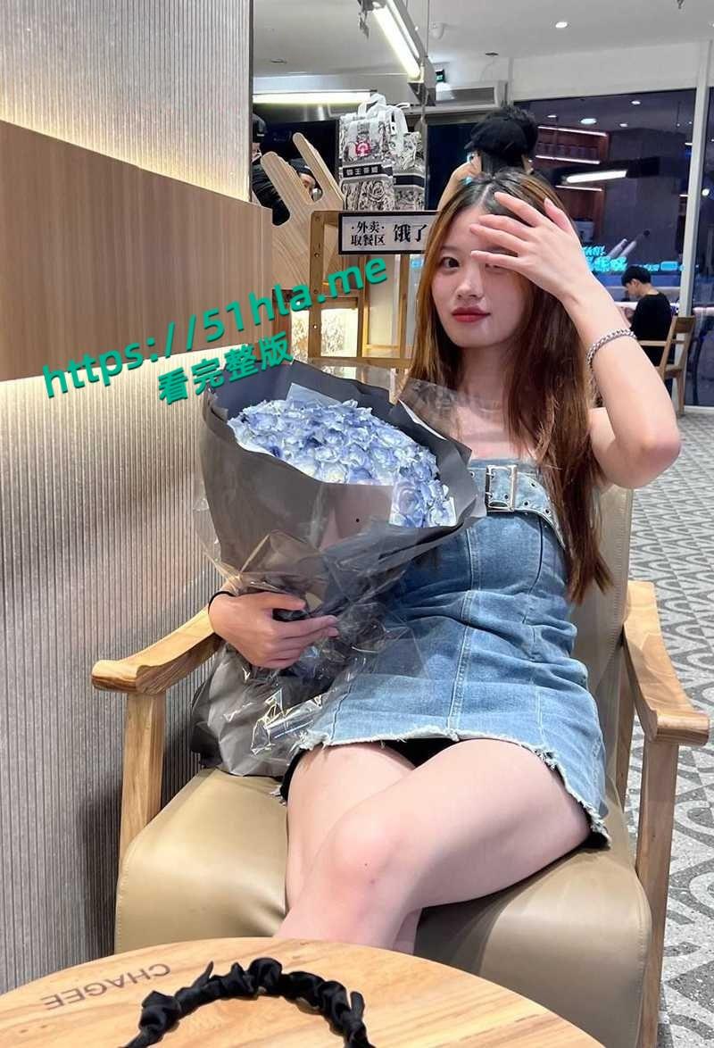 北大超美高财女不雅视频流出,气质女神被男友花式开发小骚穴,露脸口交无套内射玩法超淫!