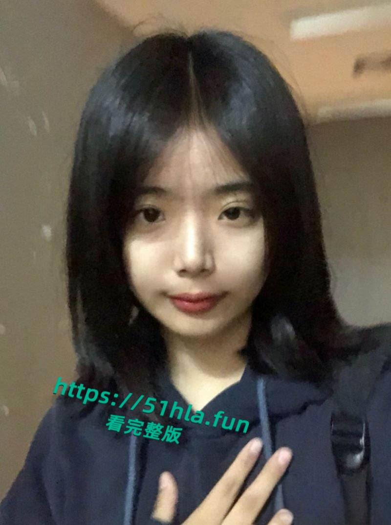 山西运城学生妹【陈茹茹】性爱视频流出,手捧大屌一顿猛吸被勒脖后入狂操淫叫连连!