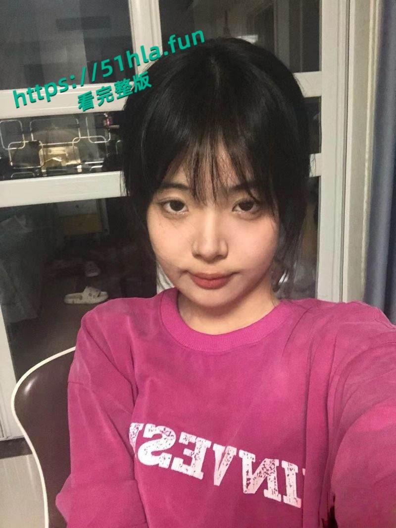 山西运城学生妹【陈茹茹】性爱视频流出,手捧大屌一顿猛吸被勒脖后入狂操淫叫连连!