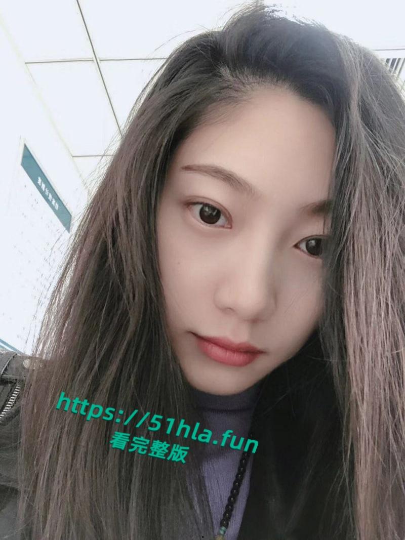 江苏新婚小母狗【蔡丽华】偷情视频被炮友曝光,顶级颜值超绝肥臀被炮友站起来蹬!