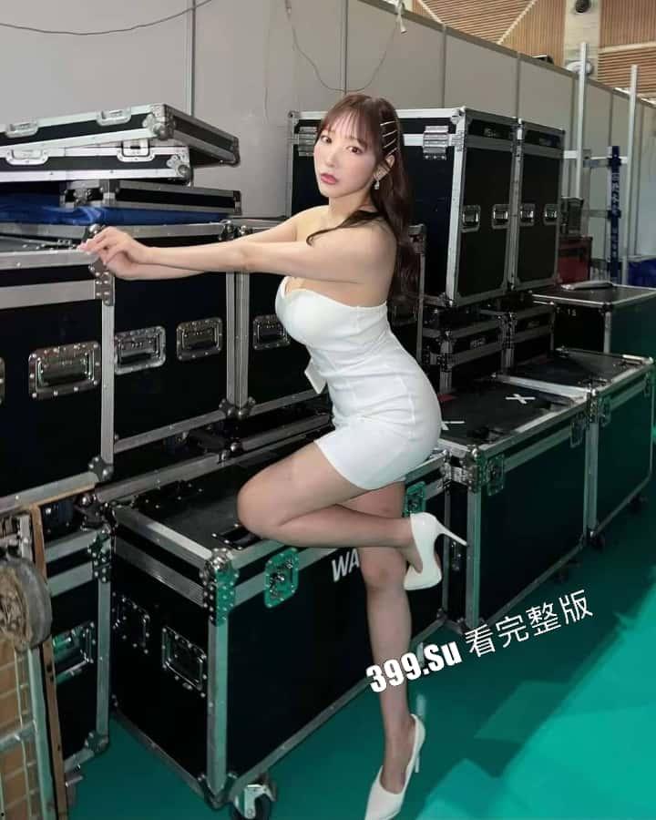 台湾成人展 最熟悉的陌生人在台吸引15万学生前去朝圣,台媒爆出AV女优在台卖淫价格 桥本有菜两炮高达144万(附活动现场海量高清照和视频合集)