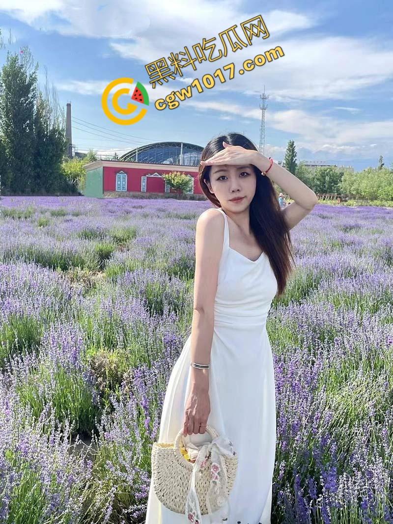 杭州高颜值【张铭铭】与男友分手后网络约炮,36D大奶,蜜桃臀疯摆激情荡漾,杭州新婊王诞生!