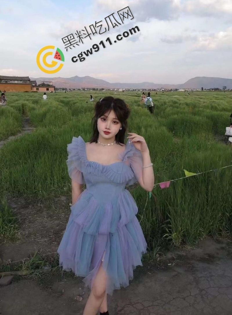 重庆校花【张颖】艳照门揭秘!露脸口交深喉,极品巨乳白嫩肌肤,痴狂滴水窄穴被大鸡巴狂插,淫荡喘息求欢