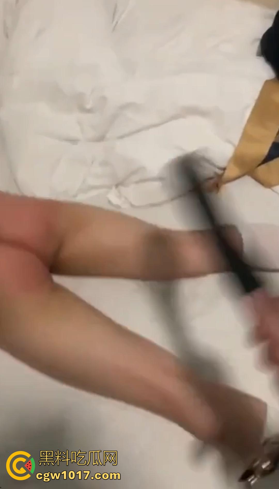 重口SM调教合集来袭!带你欣赏小众癖好!捆绑+口塞+臀刑鞭打,样样俱全 有的哭着求饶 有的还喊再用力!