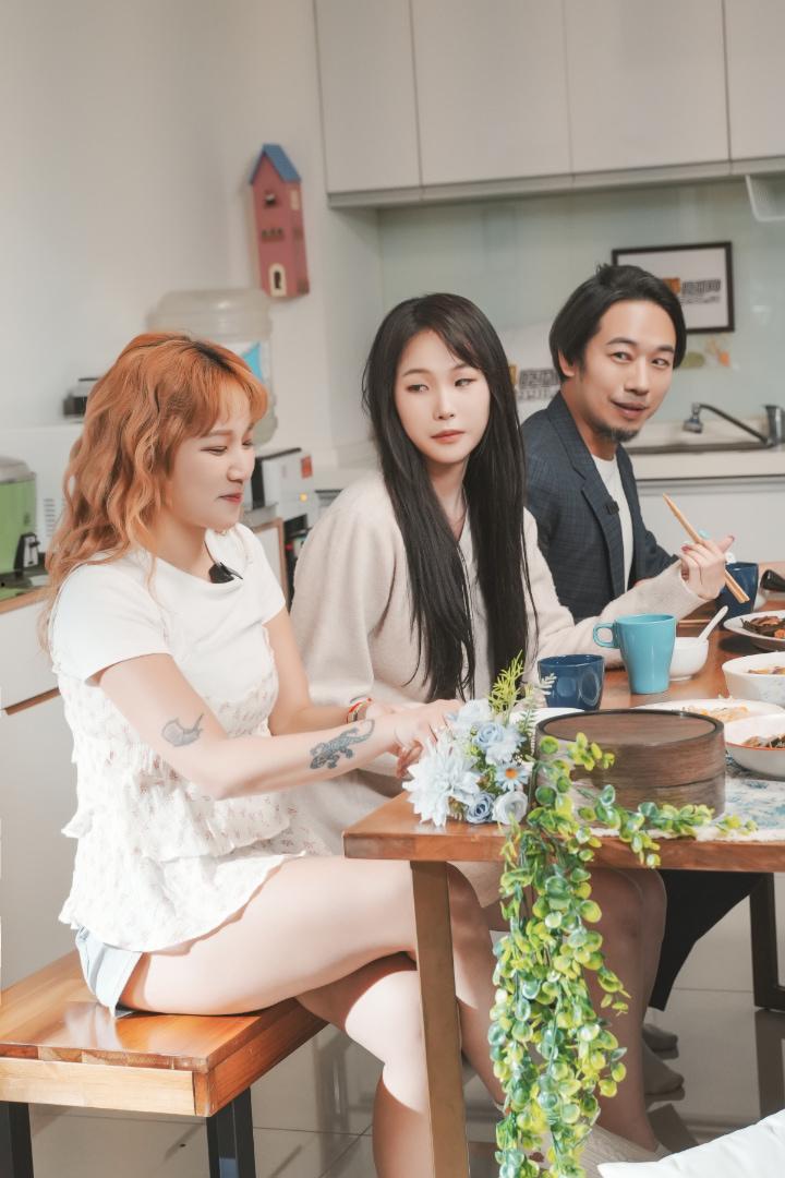 黑料吃瓜网新春特播短剧-《再见贱人4之我不绿了!》正式来袭!!!