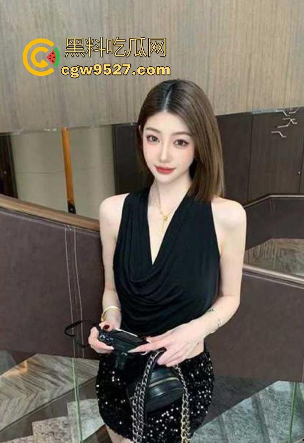 海角乱伦，强上刚回家的姐姐，嘴上说不要不要身体却十分诚实，主动口交上位骑乘，十分淫荡！