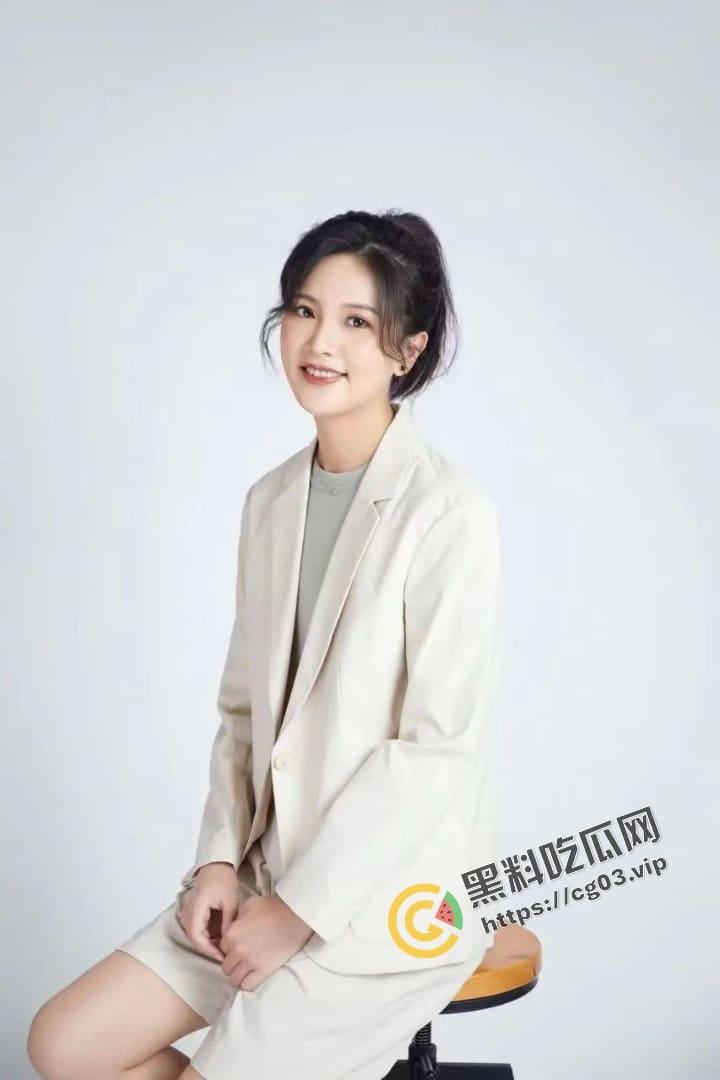 桐乡 男子因纠纷行凶 用榔头猛烈锤击美女律师头部  当场被制服